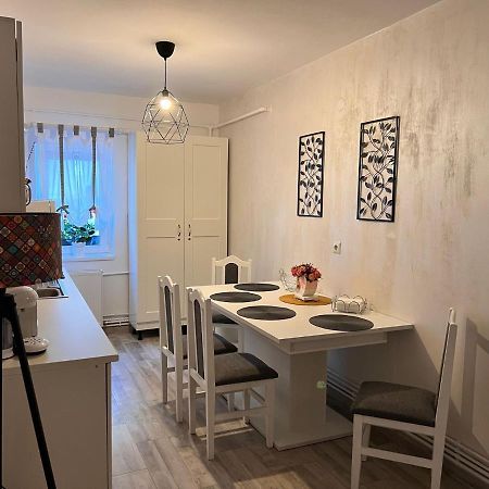 Sweet Home Apartament Предял Экстерьер фото